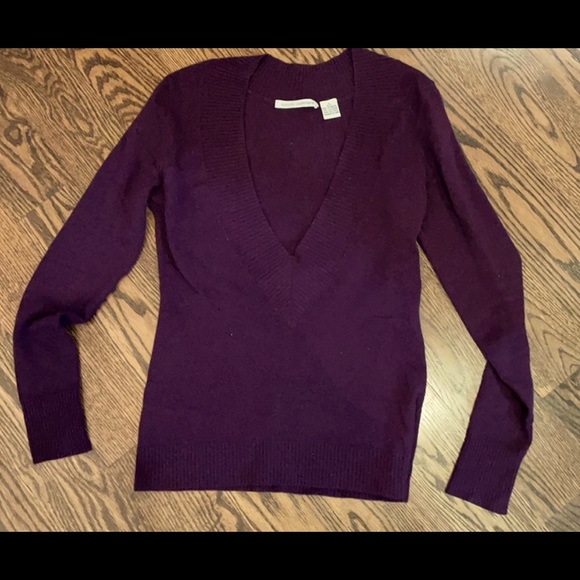 Autumn cashmere stunning wine colour deep V sweater. Size small. - Picture 2 of 7